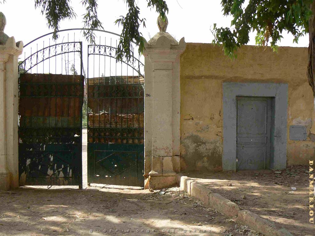 RELIZANE 2009 le cimetiere  (37).jpg